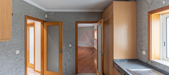 3 Schlafzimmer Haus in Matosinhos, Portugal, Nr. 352948 12