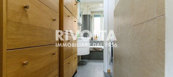3 rooms Apartment in Rome, Italy No. 88152 26