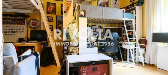 3 rooms Apartment in Rome, Italy No. 88152 17