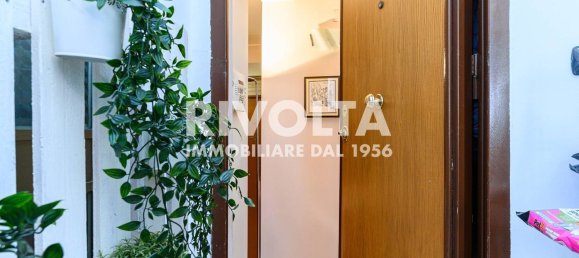 3 rooms Apartment in Rome, Italy No. 88152 5