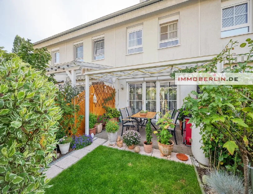 4-salle Maison de ville à Altglienicke, Germany No. 40578