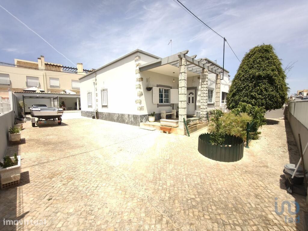 3 chambres Villa à Quelfes, Portugal No. 190205