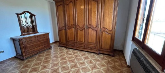 2 Schlafzimmer Haus in Empoli, Italy, Nr. 287313 18
