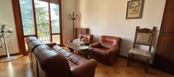 2 Schlafzimmer Haus in Empoli, Italy, Nr. 287313 8