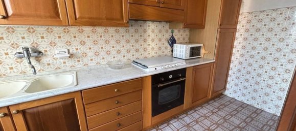 2 Schlafzimmer Haus in Empoli, Italy, Nr. 287313 3