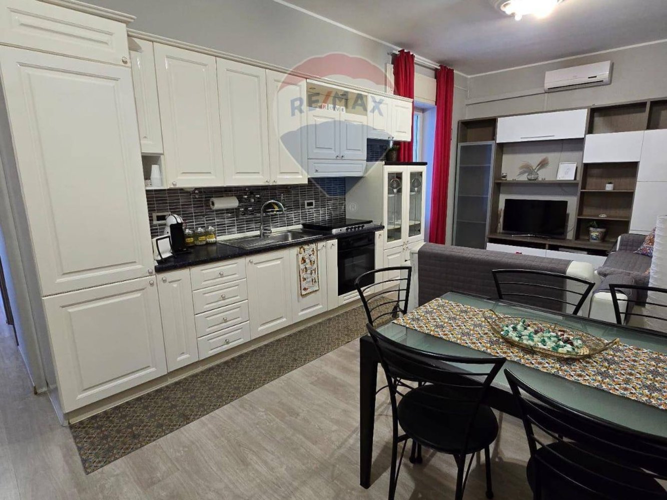 3 bedrooms Apartment in Syracuse, Italy No. 246951