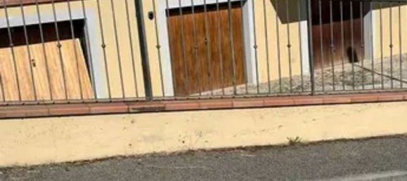 3 rooms Apartment in Castiglione d'Orcia, Italy No. 106929 2