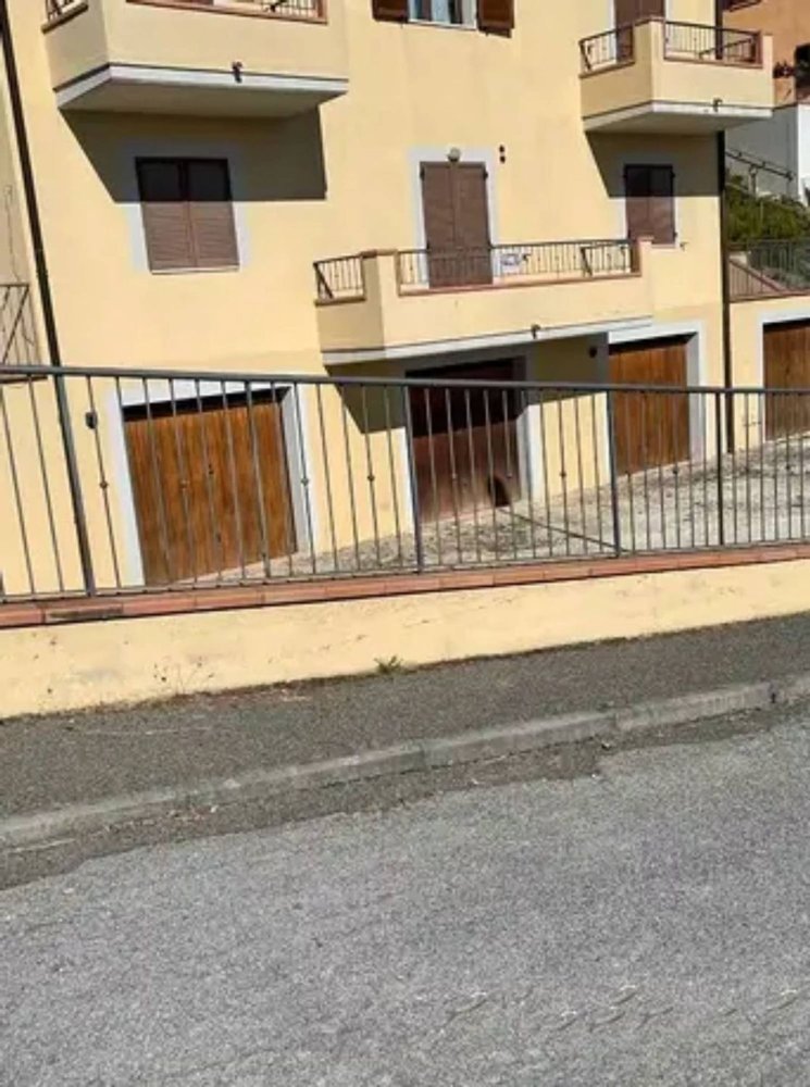 3 rooms Apartment in Castiglione d'Orcia, Italy No. 106929
