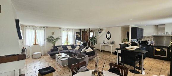 4 bedrooms House in Saint-Fargeau-Ponthierry, France No. 329544 3