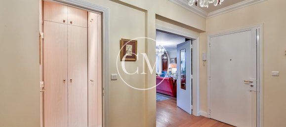 Apartamento de 3 dormitorios en Versailles, France No. 117571 13