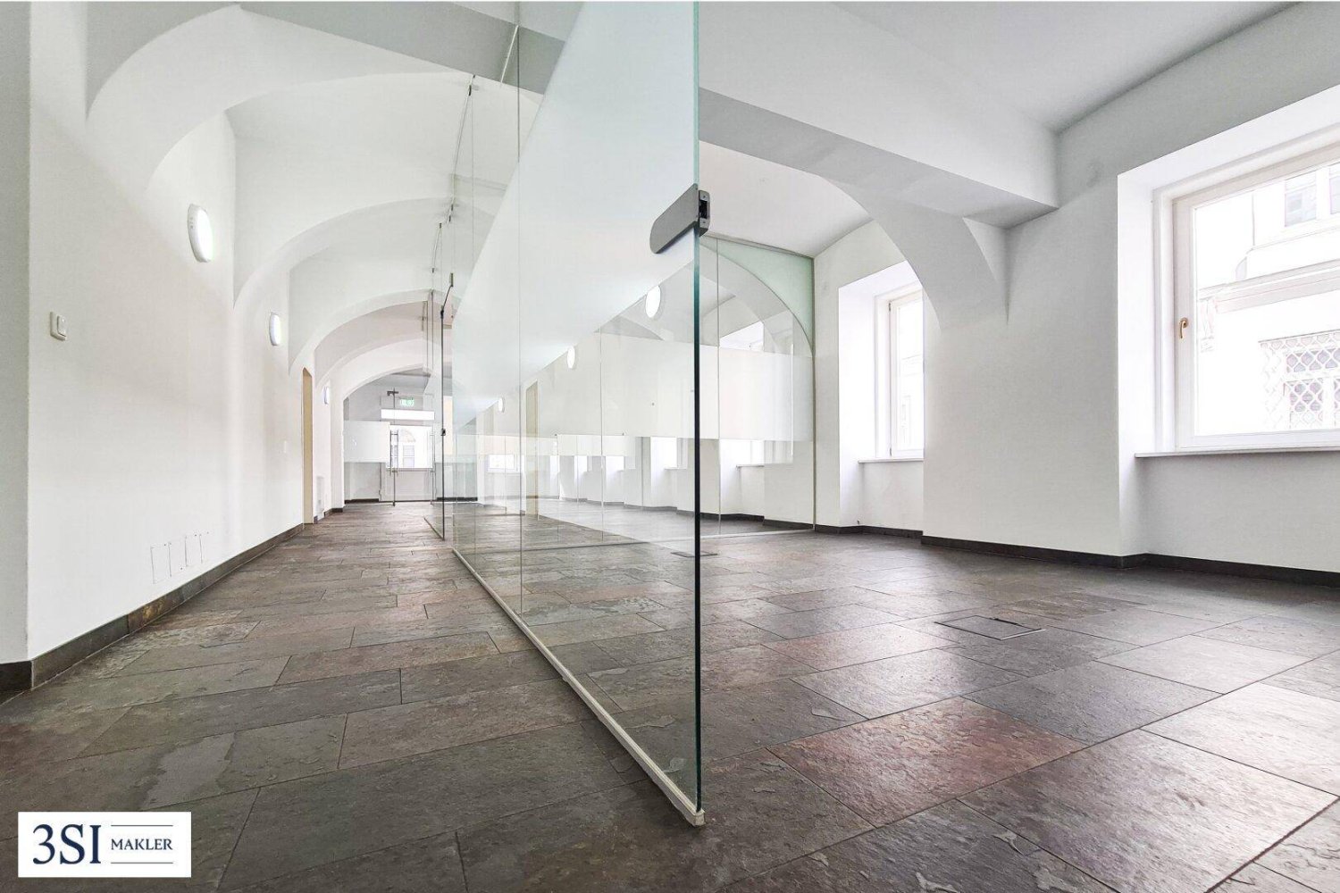 204m² Office in Leopoldstadt, Austria No. 256520