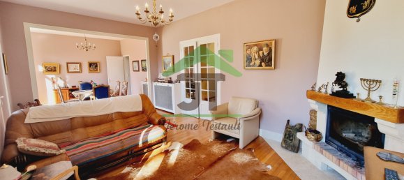  Castillos de 5 dormitorios en Eure-et-Loir, France No. 235399 6