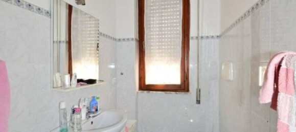 4 rooms Villa in Castiglion Fiorentino, Italy No. 19136 23