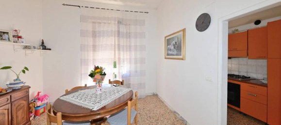 4 rooms Villa in Castiglion Fiorentino, Italy No. 19136 6