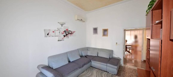 4 rooms Villa in Castiglion Fiorentino, Italy No. 19136 15