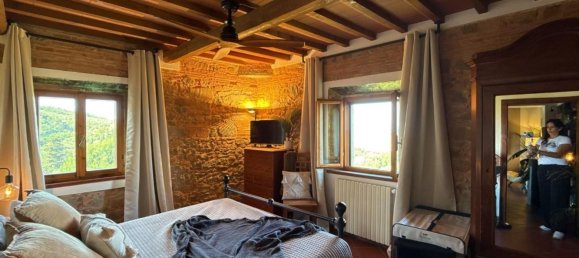 7 غرف نوم شقة في Chianni, Italy رقم 332325 23