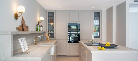 4 bedrooms Villa in Marbella, Spain No. 10115 8