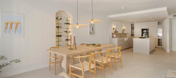 4 bedrooms Villa in Marbella, Spain No. 10115 4