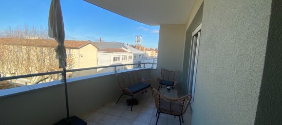 Квартира с 2 спальнями в Роман-сюр-Изер, Франция № 193279 2