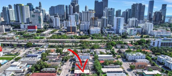 2 Schlafzimmer Wohnung in Miami, USA, Nr. 615925 2