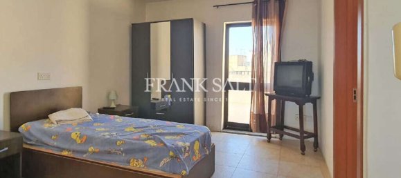 Penthouse T2 em Saint Paul's Bay, Malta N.º 2238 3