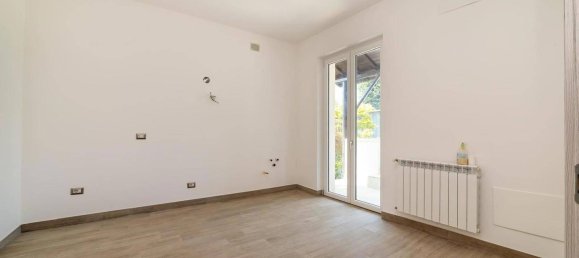 3غرفة شقة في Pozzo d'Adda, Italy رقم 60473 20