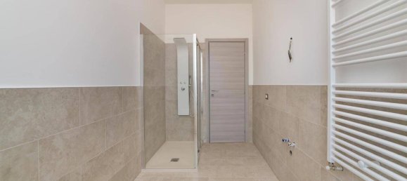 3غرفة شقة في Pozzo d'Adda, Italy رقم 60473 38