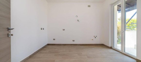 3غرفة شقة في Pozzo d'Adda, Italy رقم 60473 21