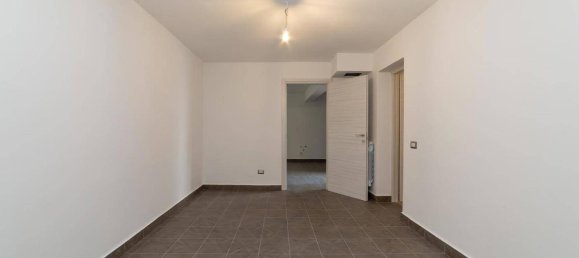 3غرفة شقة في Pozzo d'Adda, Italy رقم 60473 4