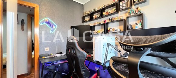 3 Schlafzimmer Wohnung in Barcelona, Spain, Nr. 144408 2