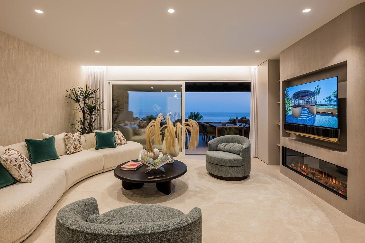 4 chambres Appartement à Estepona, Spain No. 251028