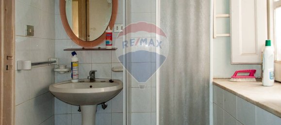 Apartamento de 2 dormitorios en Catania, Italy No. 321171 26