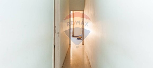 Apartamento de 2 dormitorios en Catania, Italy No. 321171 21