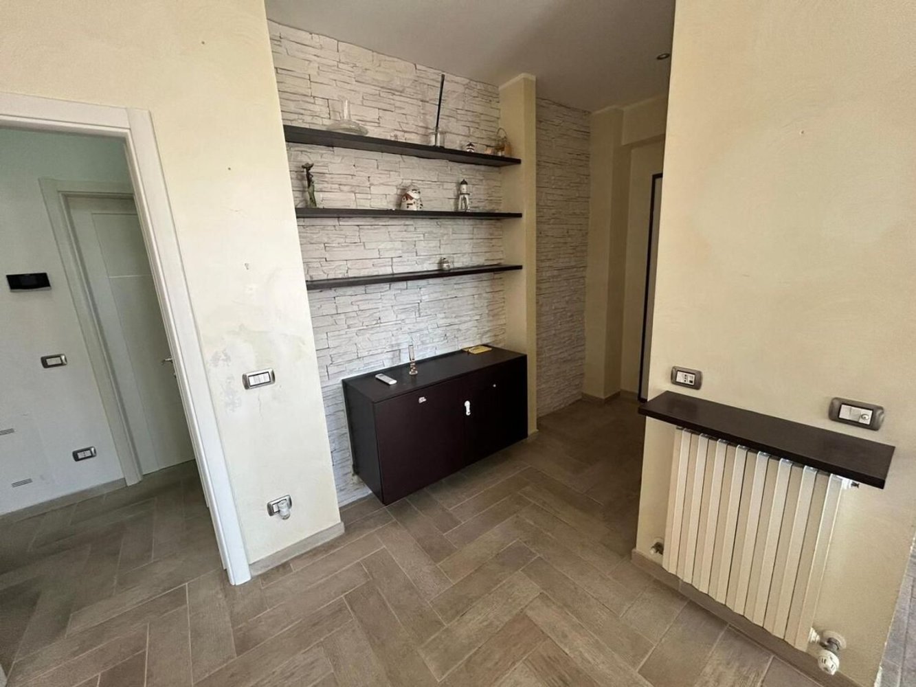 4 rooms Apartment in Sirolo, Italy No. 280595