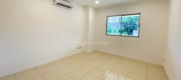 Кондоминиум с 2 спальнями в Паттайя, Таиланд № 22930 4