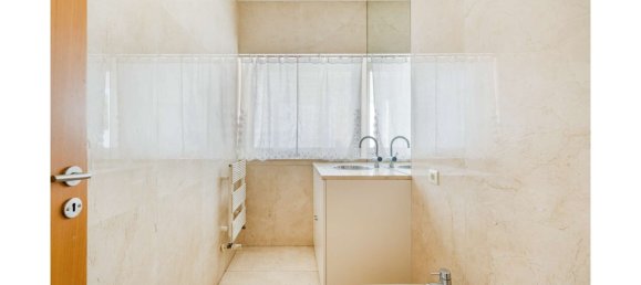 Вилла с 4 спальнями в Порту, Португалия № 125589 23