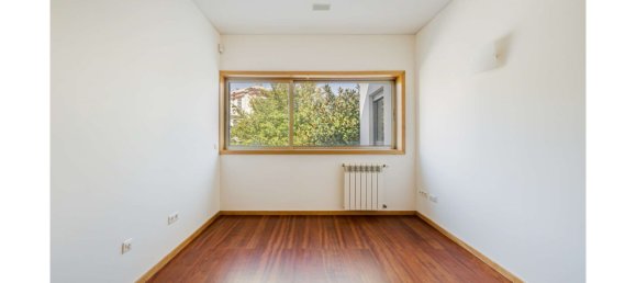 Вилла с 4 спальнями в Порту, Португалия № 125589 13