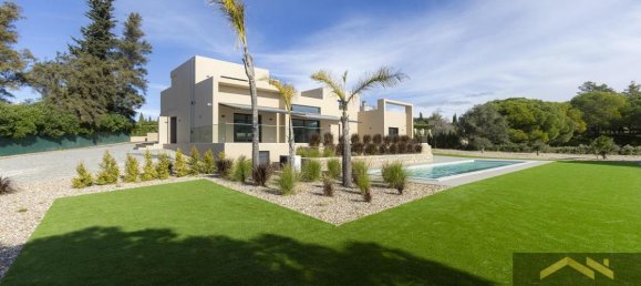 4 bedrooms Villa in Carvoeiro, Portugal No. 9242 8