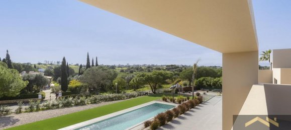 4 bedrooms Villa in Carvoeiro, Portugal No. 9242 3