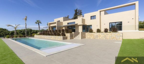 4 bedrooms Villa in Carvoeiro, Portugal No. 9242 2