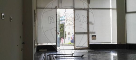 77m² Commercial property in Aborim, Portugal No. 33162 7