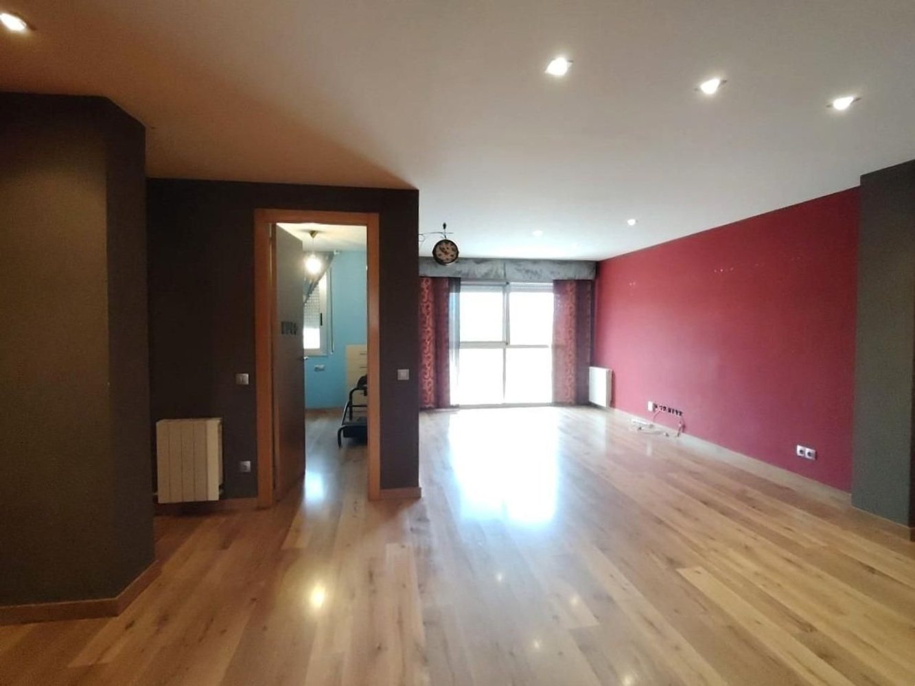 3 bedrooms Apartment in Mollet Del Valles, Spain No. 168508