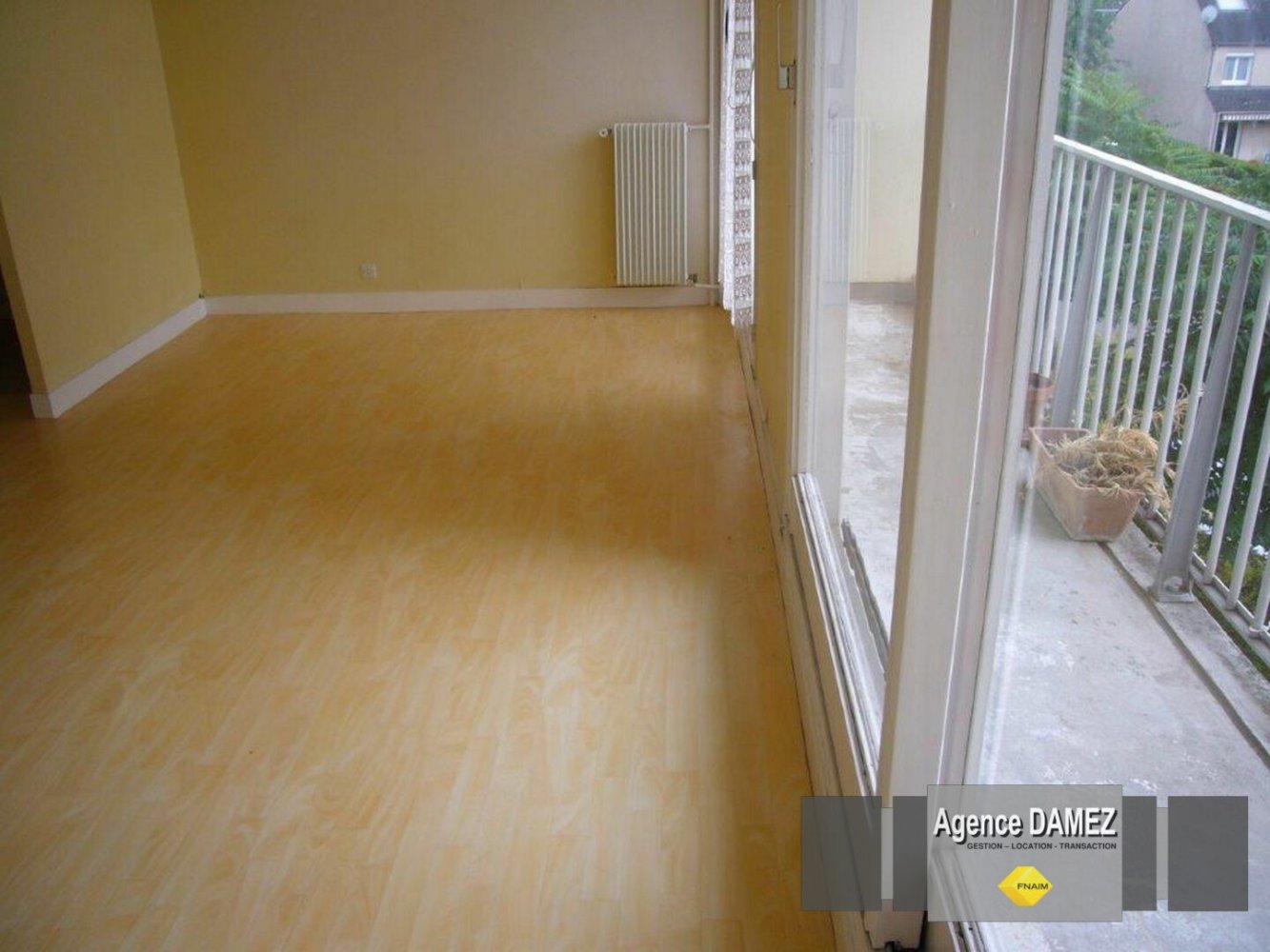 Apartamento de 1 dormitorio en Dourdan, France No. 351768