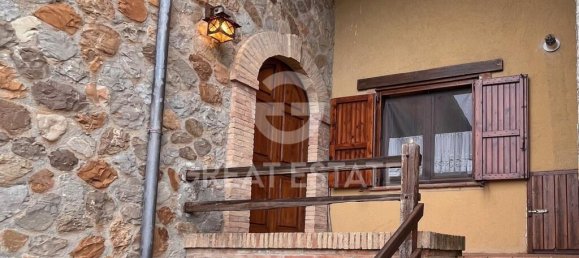 3 bedrooms House in Ficulle, Italy No. 138209 4