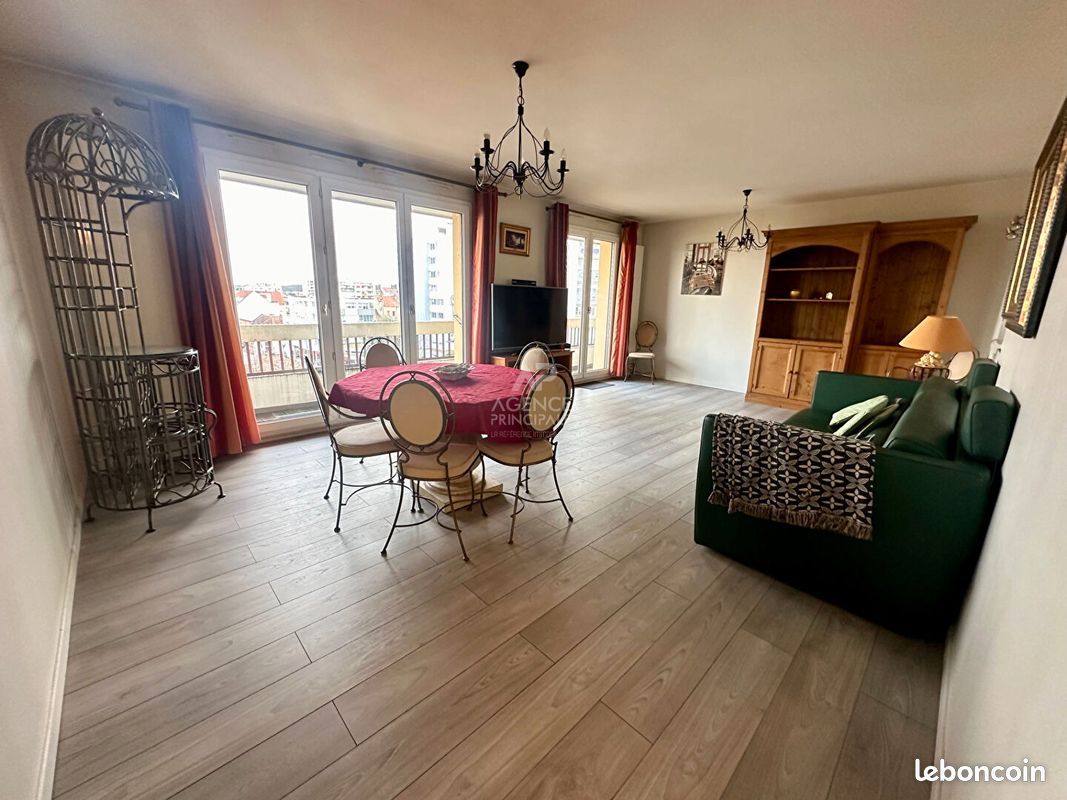 2 Schlafzimmer Wohnung in Poissy, France, Nr. 164954