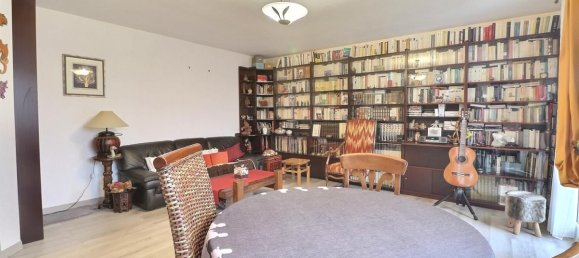 2 bedrooms Apartment in Acheres, France No. 189089 3