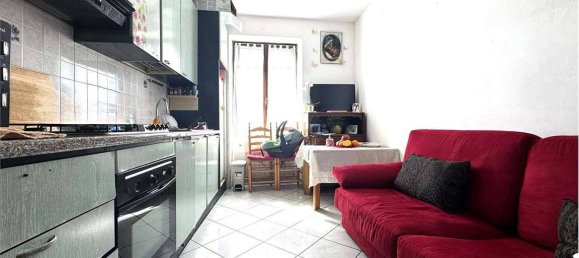 4 rooms Apartment in Pistoia, Italy No. 285468 9