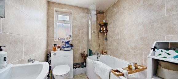 2 bedrooms Maisonette in South Croydon, United Kingdom No. 8066 9