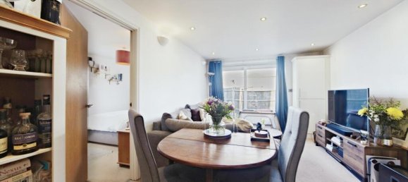 2 bedrooms Maisonette in South Croydon, United Kingdom No. 8066 3