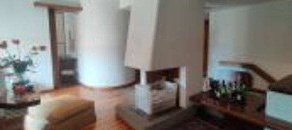 12 rooms Apartment in Prato, Italy No. 190786 13